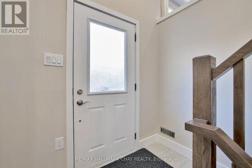 19 Sugarbush Rd, Oro-Medonte, ON - Indoor Photo Showing Other Room
