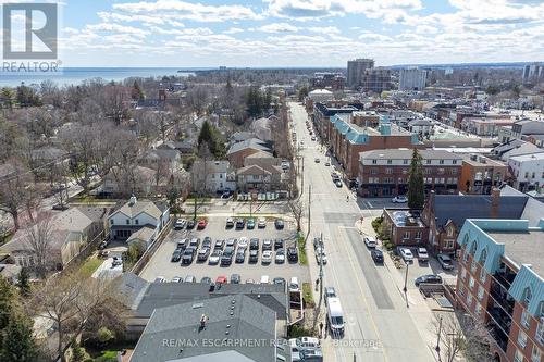 260 Robinson St, Oakville, ON - Outdoor With View