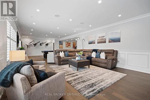 51 Fall Harvest Drive, Kitchener, ON - Indoor Photo Showing Living Room