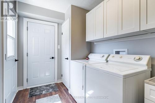 1096 Frei St, Cobourg, ON - Indoor Photo Showing Laundry Room