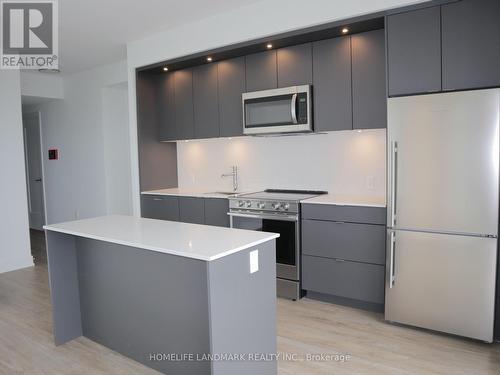 #2435 -20 Inn On The Park Dr, Toronto, ON - Indoor Photo Showing Kitchen