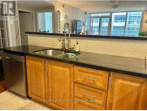 302 - 263 Wellington Street W, Toronto, ON - Indoor Photo Showing Kitchen With Double Sink