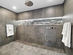 Ensuite bathroom - 