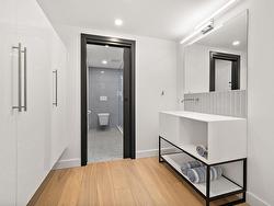 Ensuite bathroom - 