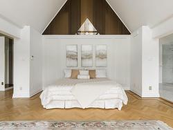 Master bedroom - 