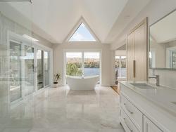 Ensuite bathroom - 