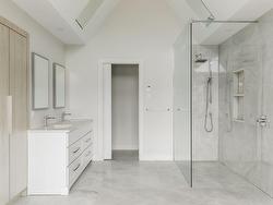 Ensuite bathroom - 