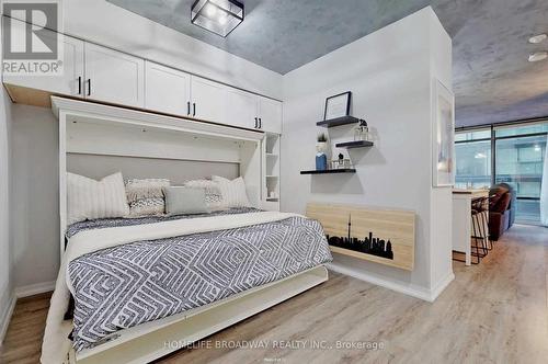 ##607 -22 Wellesley St E, Toronto, ON - Indoor Photo Showing Bedroom
