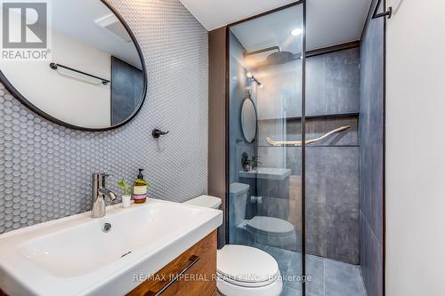 472 Aspen Forest Dr, Oakville, ON - Indoor Photo Showing Bathroom