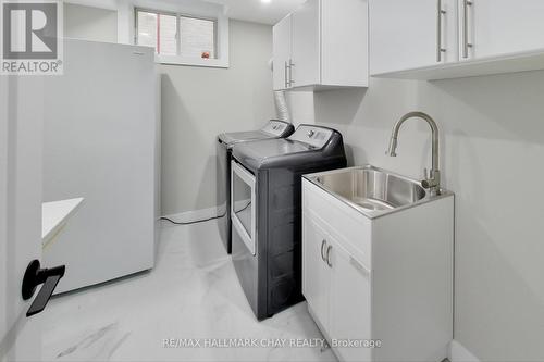 63 Hawkins Dr, Barrie, ON - Indoor Photo Showing Laundry Room