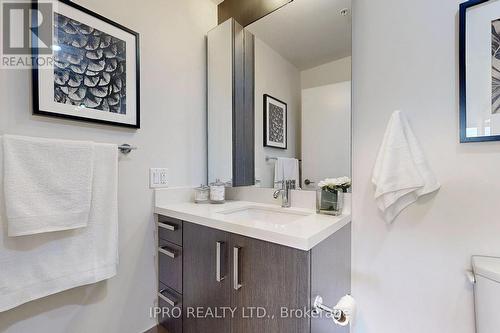 #N519 -120 Bayview Ave, Toronto, ON - Indoor Photo Showing Bathroom