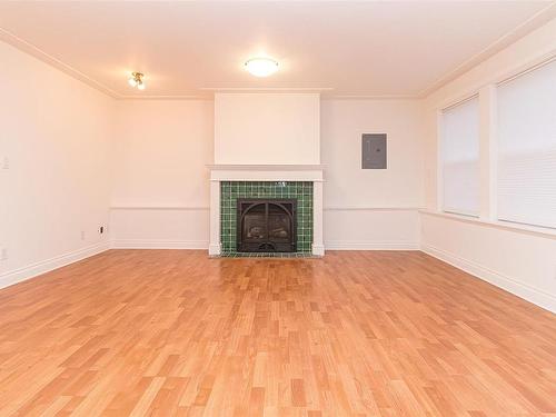 1115/1117 Chapman St, Victoria, BC - Indoor With Fireplace