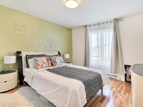 Master bedroom - 352 Rue Massenet, Saint-Jean-Sur-Richelieu, QC - Indoor Photo Showing Bedroom