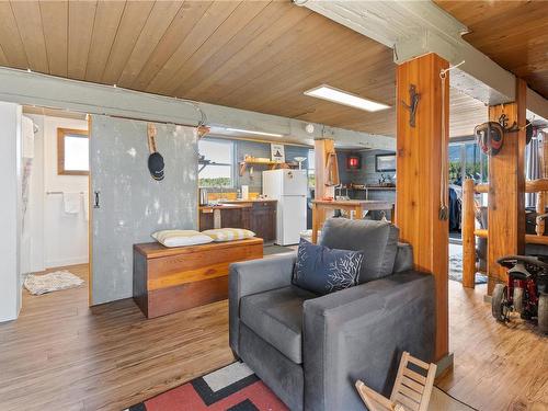 2015 Bay St, Ucluelet, BC 