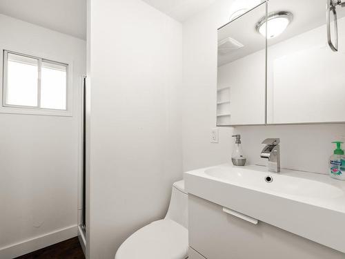 3110 Woodpark Dr, Colwood, BC - Indoor Photo Showing Bathroom