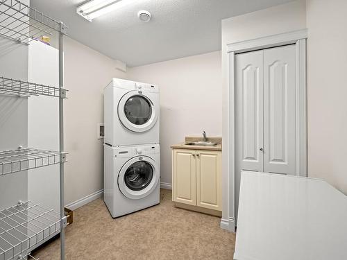 127-44 Anderton Ave, Courtenay, BC - Indoor Photo Showing Laundry Room