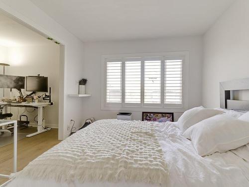Chambre Ã  coucher principale - 2235 Rue Nancy, Brossard, QC - Indoor Photo Showing Bedroom