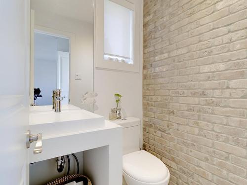 Salle d'eau - 2235 Rue Nancy, Brossard, QC - Indoor Photo Showing Bathroom