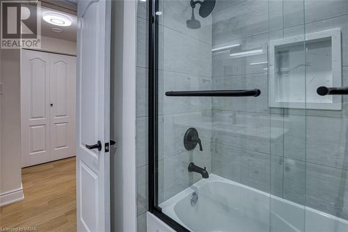 182 Selkirk Drive, Kitchener, ON - Indoor Photo Showing Bathroom