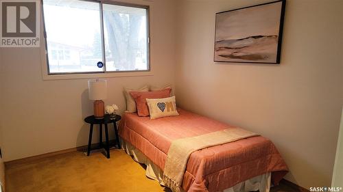 837 Northumberland Avenue, Saskatoon, SK - Indoor Photo Showing Bedroom