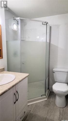 837 Northumberland Avenue, Saskatoon, SK - Indoor Photo Showing Bathroom