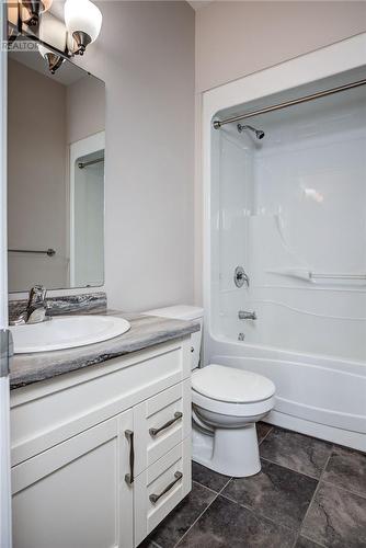 238 Caswell Drive Unit# 202, Sudbury, ON - Indoor Photo Showing Bathroom