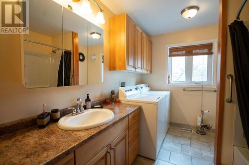 1162 Wallace Ter, Sault Ste. Marie, ON - Indoor Photo Showing Laundry Room