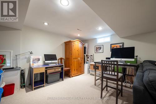 146 Guthrie Cres, Whitby, ON - Indoor