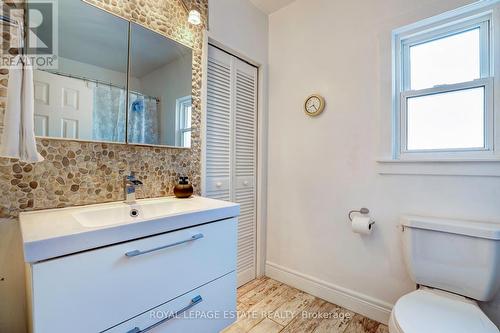89 Aylesworth Ave, Toronto, ON - Indoor Photo Showing Bathroom