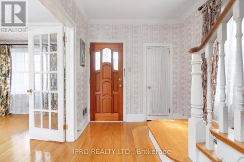 6 Woodvale Cres, Toronto, ON - Indoor Photo Showing Other Room