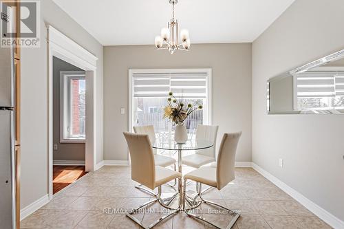 35 Sunnyside Dr, Richmond Hill, ON - Indoor Photo Showing Dining Room