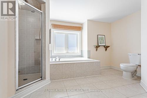 35 Sunnyside Dr, Richmond Hill, ON - Indoor Photo Showing Bathroom