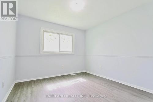 66 Barrett Cres, Barrie, ON - Indoor Photo Showing Other Room