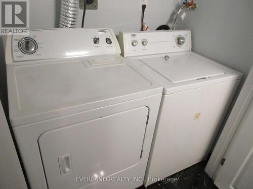 66 Barrett Cres, Barrie, ON - Indoor Photo Showing Laundry Room