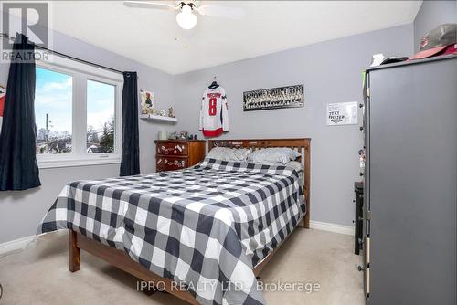 25 Archibald St, Brampton, ON - Indoor Photo Showing Bedroom