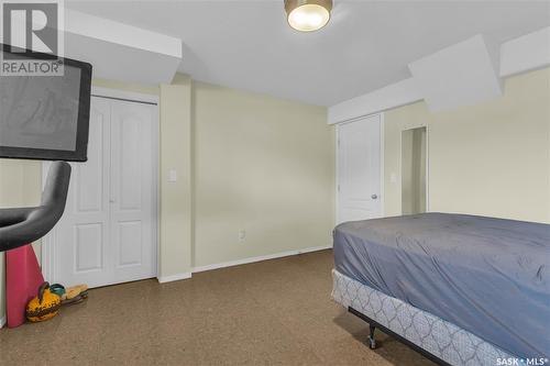 311 Peters Cove, Saskatoon, SK - Indoor Photo Showing Bedroom