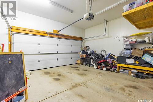 311 Peters Cove, Saskatoon, SK - Indoor Photo Showing Garage