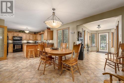 1629 Marshal Crescent, Moose Jaw, SK - Indoor Photo Showing Dining Room