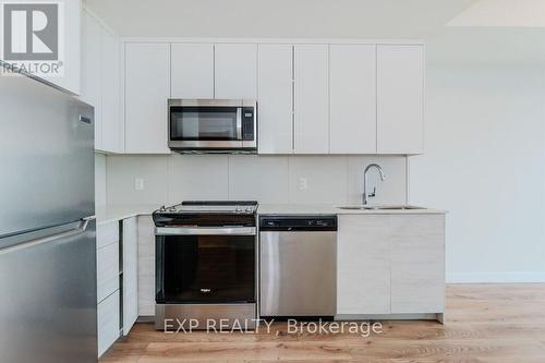 #3503 -60 Frederick St, Kitchener, ON - Indoor Photo Showing Kitchen With Double Sink