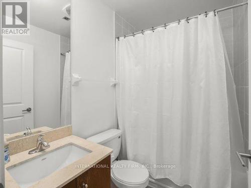 101 - 21 Scollard Street, Toronto, ON - Indoor Photo Showing Bathroom