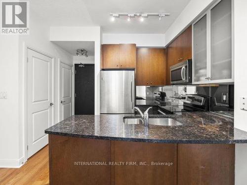 101 - 21 Scollard Street, Toronto, ON - Indoor Photo Showing Kitchen With Double Sink