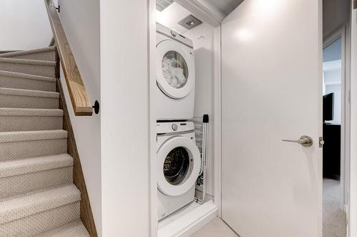 260 Twelfth Street|Unit #11, Toronto, ON - Indoor Photo Showing Laundry Room