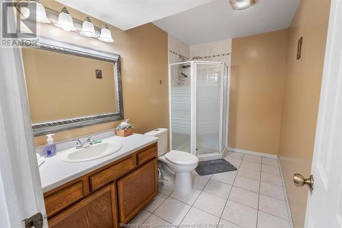 499 Gaylord Avenue, Lasalle, ON - Indoor Photo Showing Bathroom