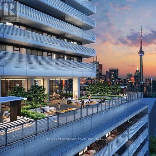1404 - 2221 Yonge Street, Toronto, ON - Outdoor With Balcony