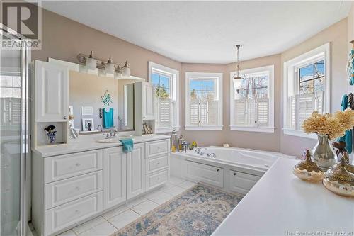97 Murray Avenue, Fredericton, NB - Indoor Photo Showing Bathroom