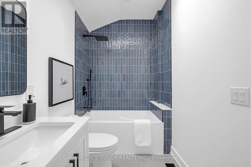 13 Knight Street, Toronto, ON - Indoor Photo Showing Bathroom