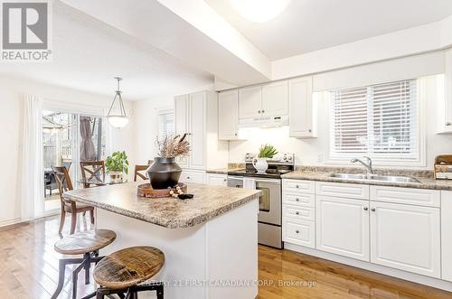 1822 Gough Avenue, London, ON - Indoor Photo Showing Kitchen With Double Sink With Upgraded Kitchen