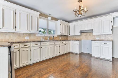 433 Middletown Road, Flamborough, ON - Indoor Photo Showing Kitchen
