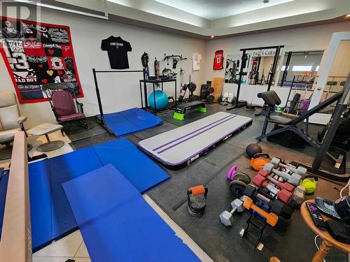 78 Sixth Ave, Englehart, ON - Indoor Photo Showing Gym Room