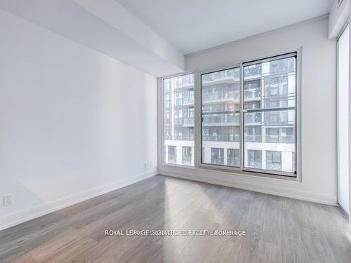 903-181 Dundas St E, Toronto, ON - Indoor Photo Showing Other Room